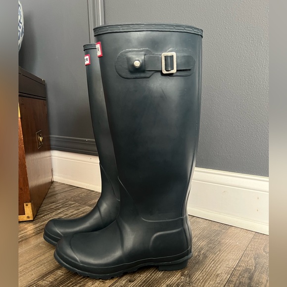 NWOB Hunter Original Tall Rain Boots Navy - Picture 2 of 8